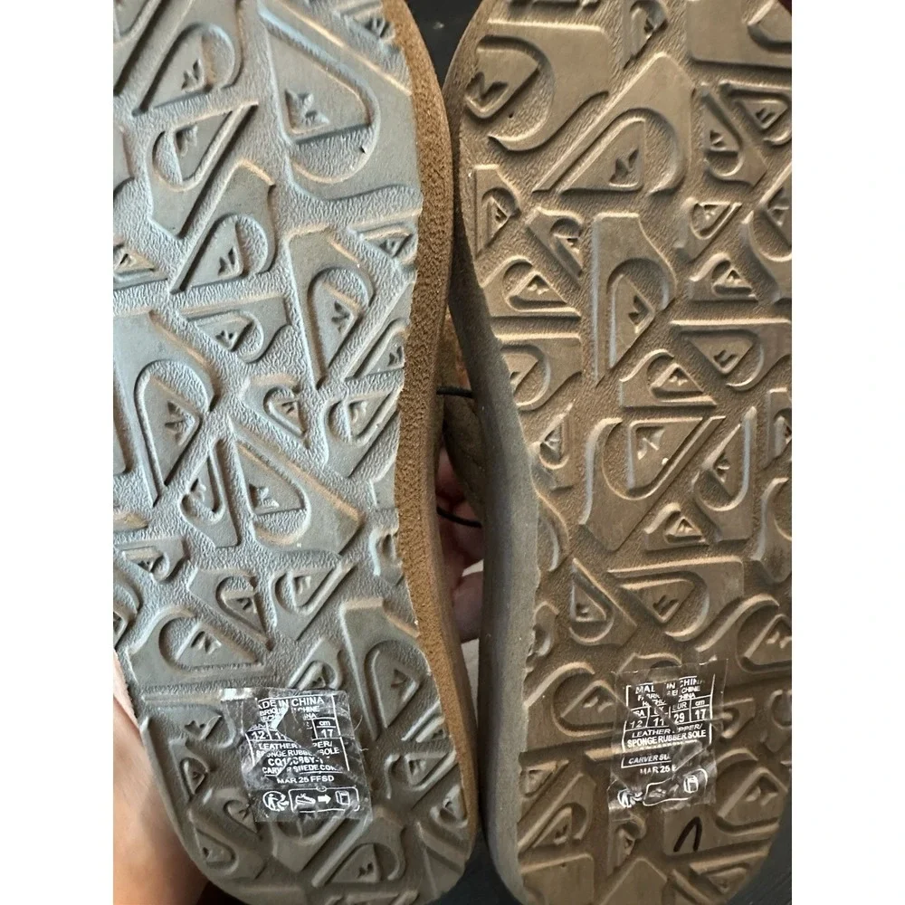 New Quiksilver Boy's Brown Carver Suede Fixed Strap Kids Flip Flop - Size‎ 12